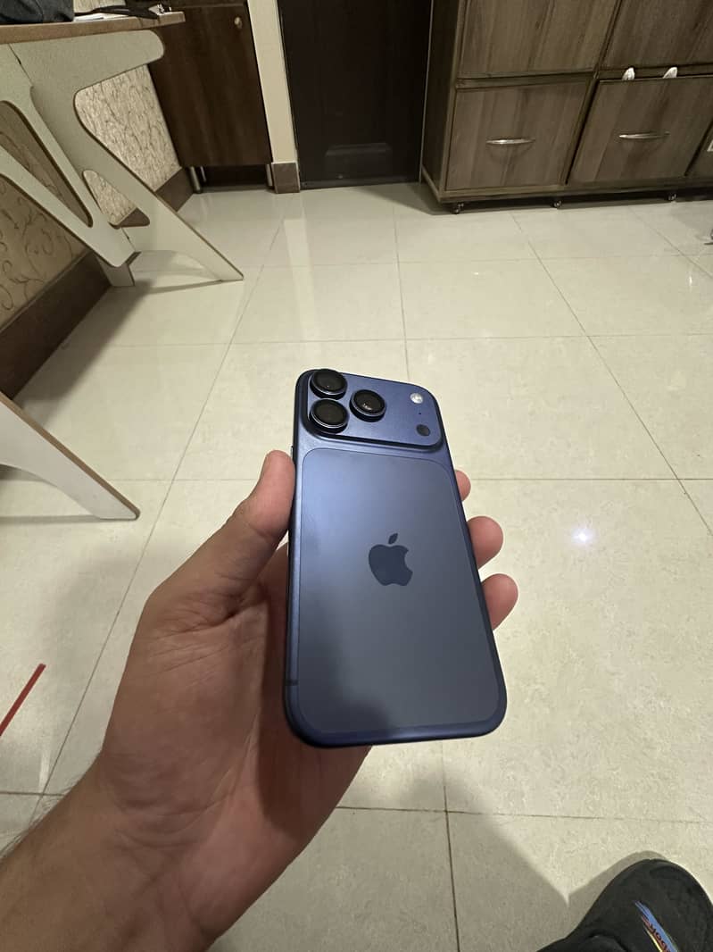 Apple iPhone 17 Pro 3
