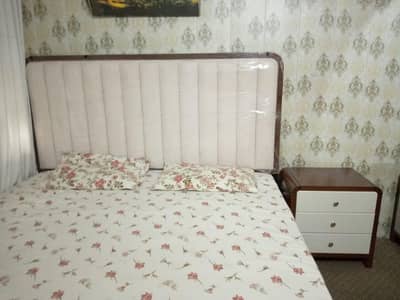 king size bed set like new no mattress | wooden bed set