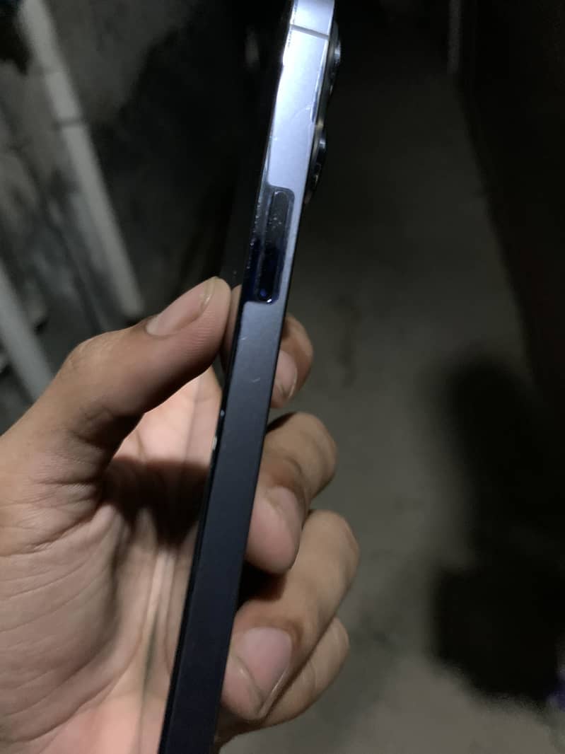 Apple iPhone 13 Pro 6