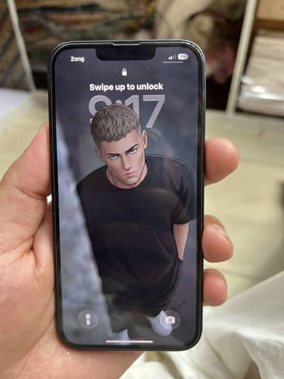 Apple iPhone 13