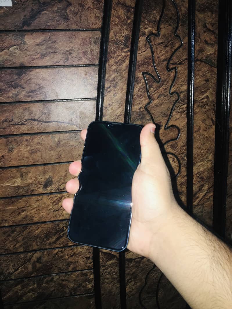 Apple iPhone 13 6