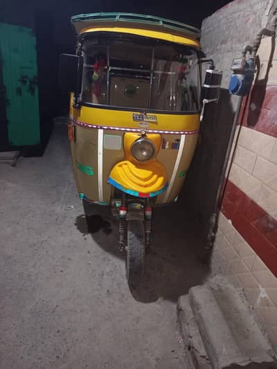 tanga riksha  super asia . bilkul sahi he koi cheez nahi kharab har tar
