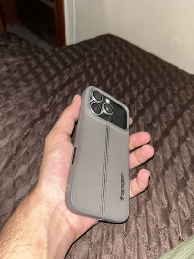 Apple iPhone 16 Pro