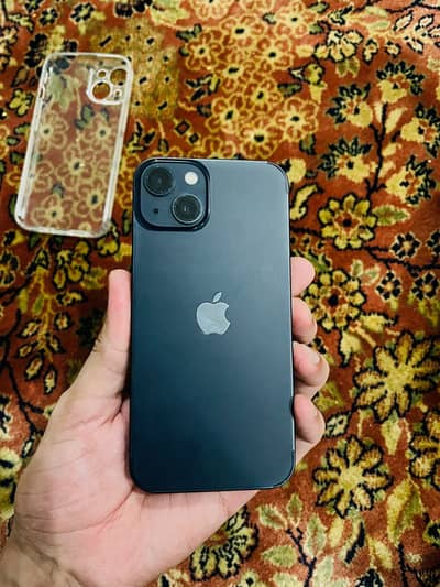 Apple iPhone 13