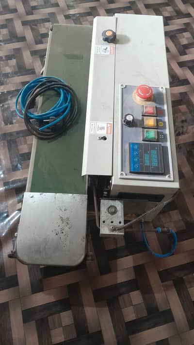 sachet packing machine