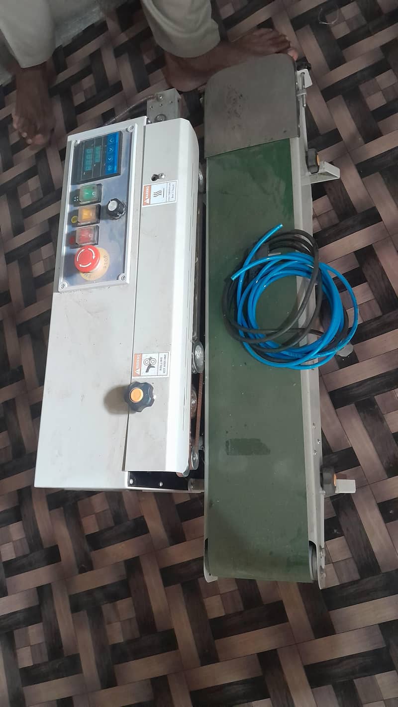 sachet packing machine 1