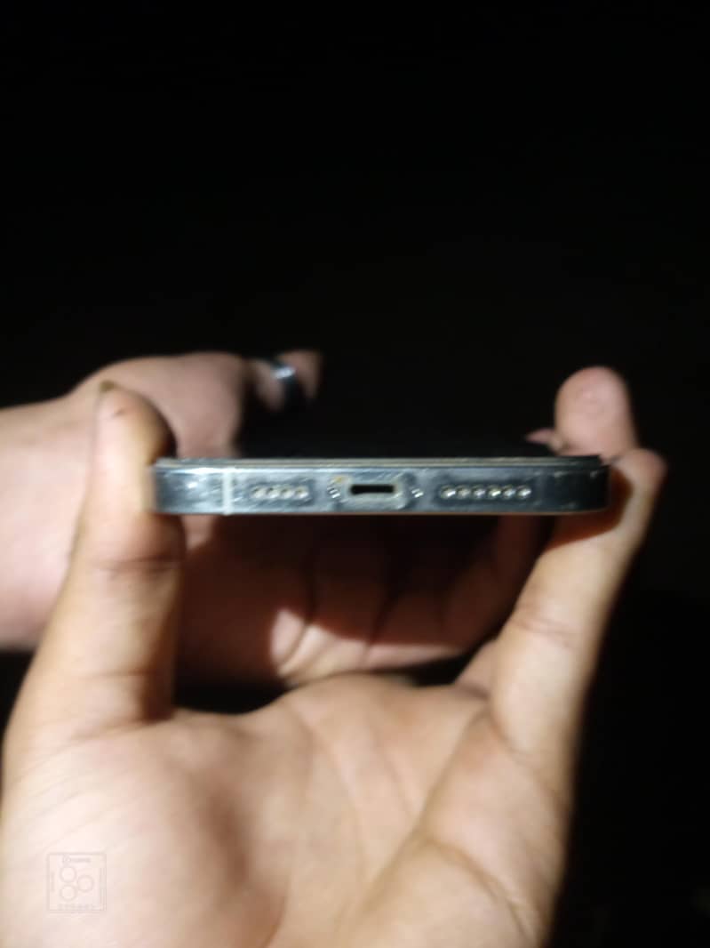 Apple iPhone 12 Pro Max 1