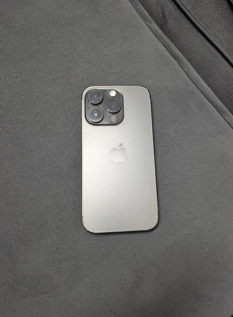 Apple iPhone 14 Pro 0