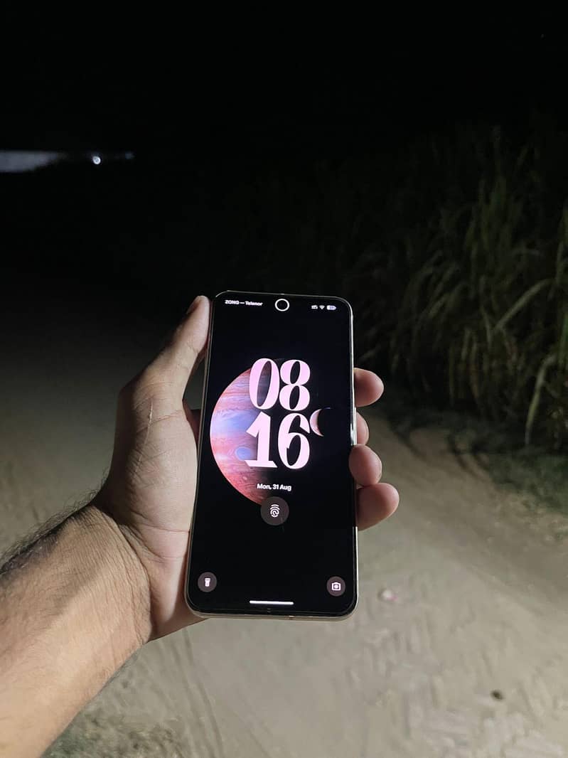 Google pixel 8 1