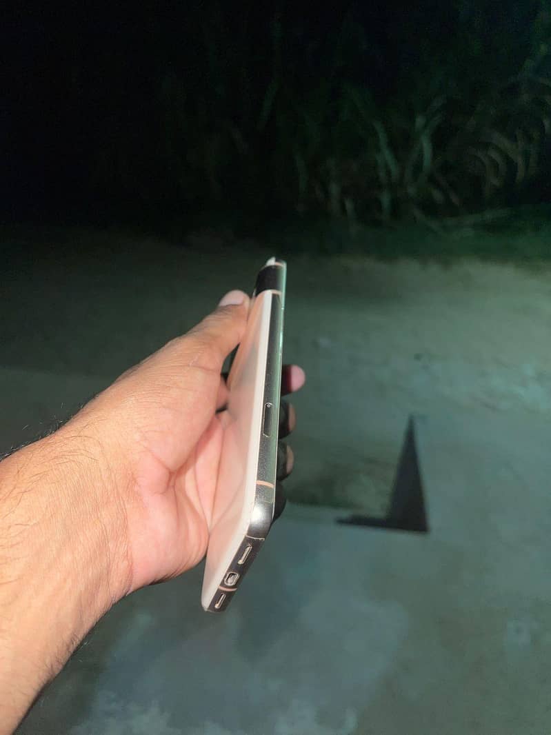 Google pixel 8 2