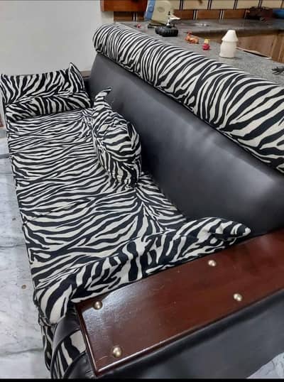 Sofa Set