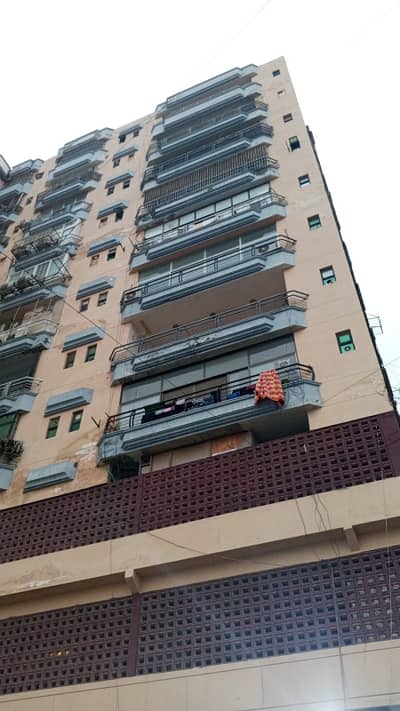 Apartment for rent 3 bed drawing dining 1750 sq feet Clifton block 3 Karachi