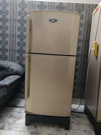 Haier  Refrigerator Condition 10 by 10