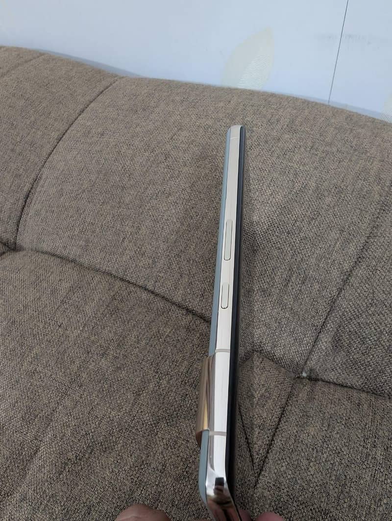 Google Pixel 7 Pro 6