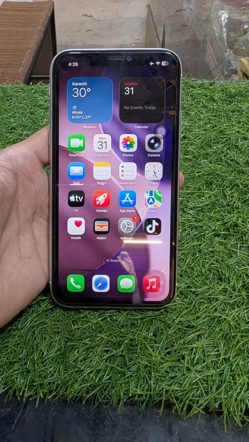 Apple iPhone 11 5