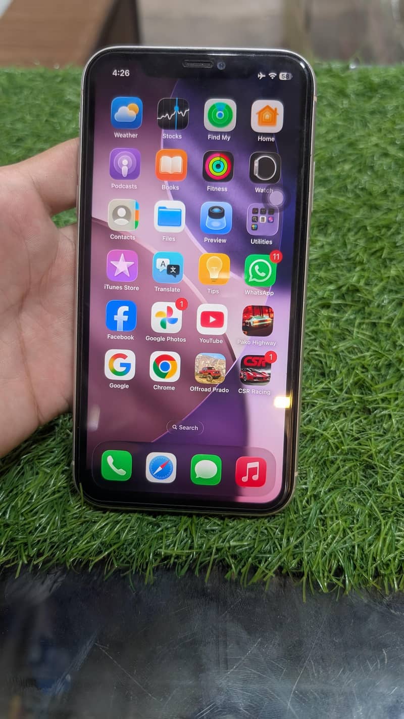 Apple iPhone 11 7