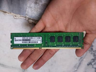 4GB DDR3 1600MHz RAM | Kingston & Spectek