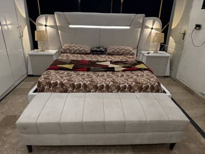 Branded King Bed for sale Half Price