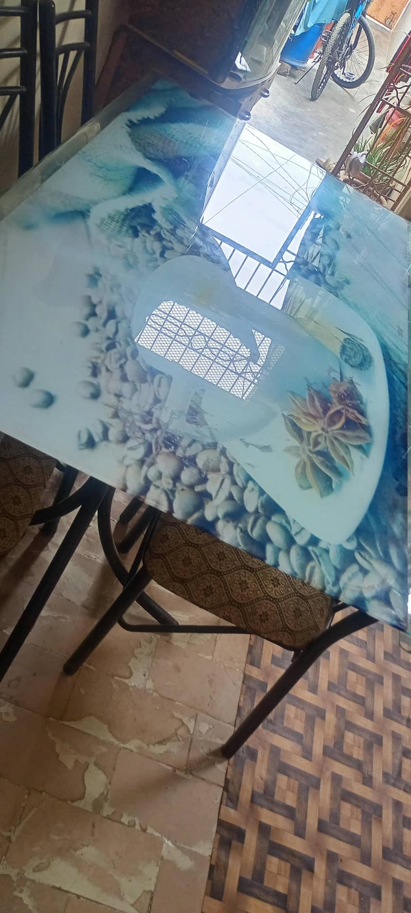 Dining table 3