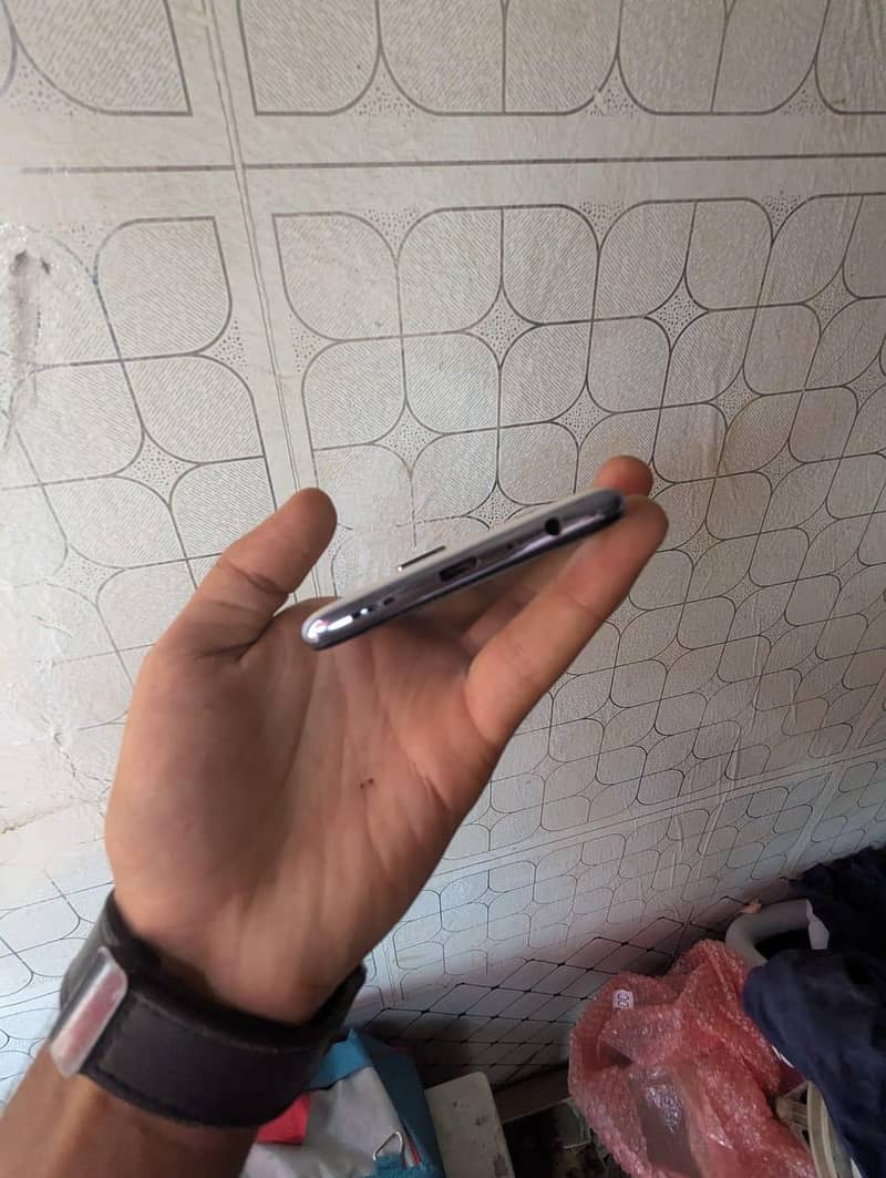 OPPO A95 1