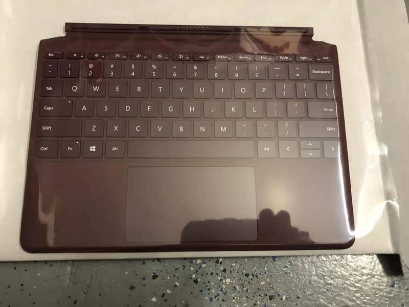 Microsoft Surface G0 Keyboards Docking Station 4