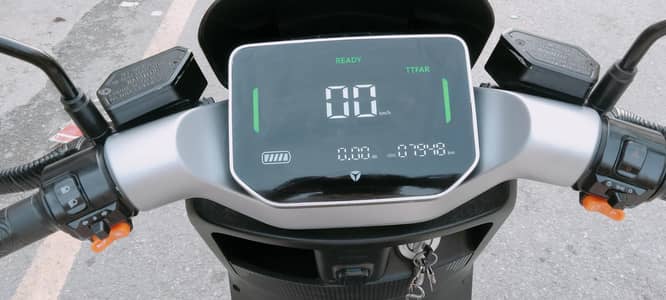 Yadea EPOC - H | Electric Scooty | Brand New Scooty Model 2026 | EV