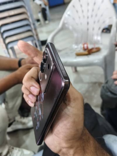 Vivo Y29 8/128 red colour