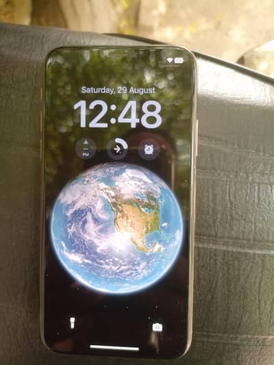 Apple iPhone XS