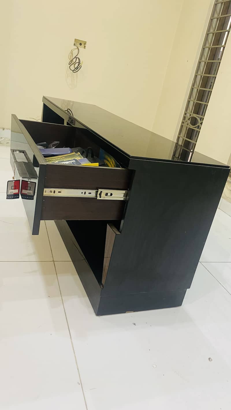 TV table 2