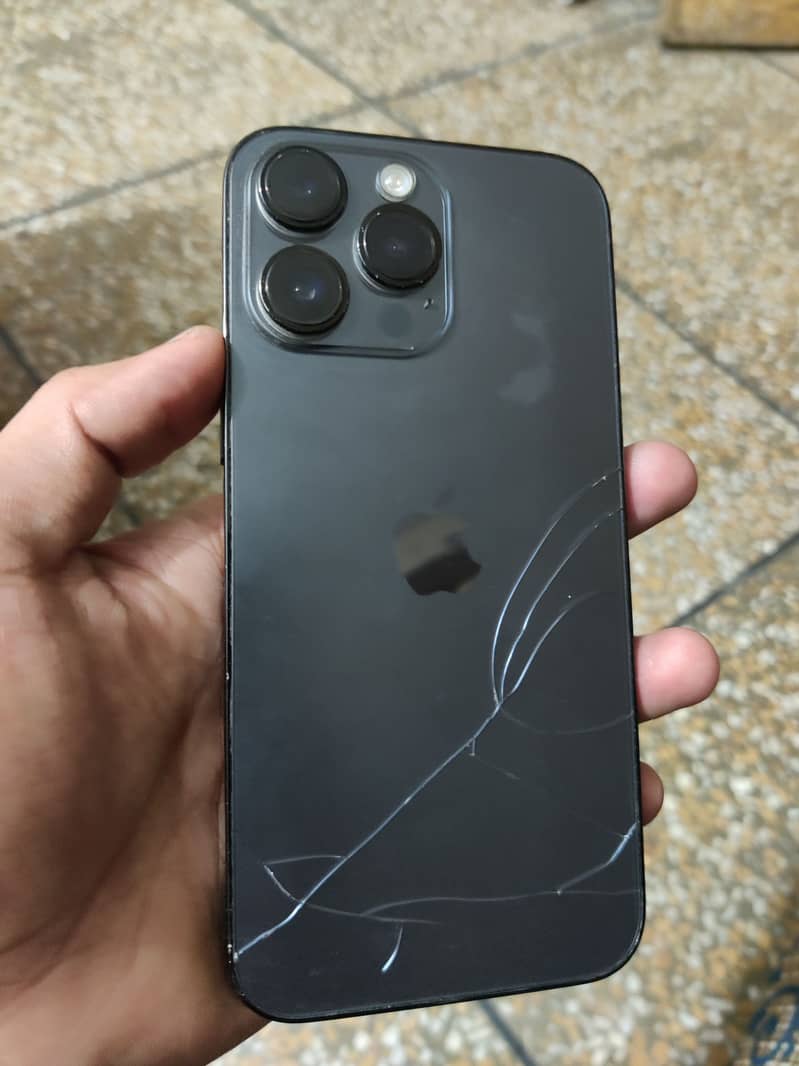 Apple iPhone 14 Pro Max 4
