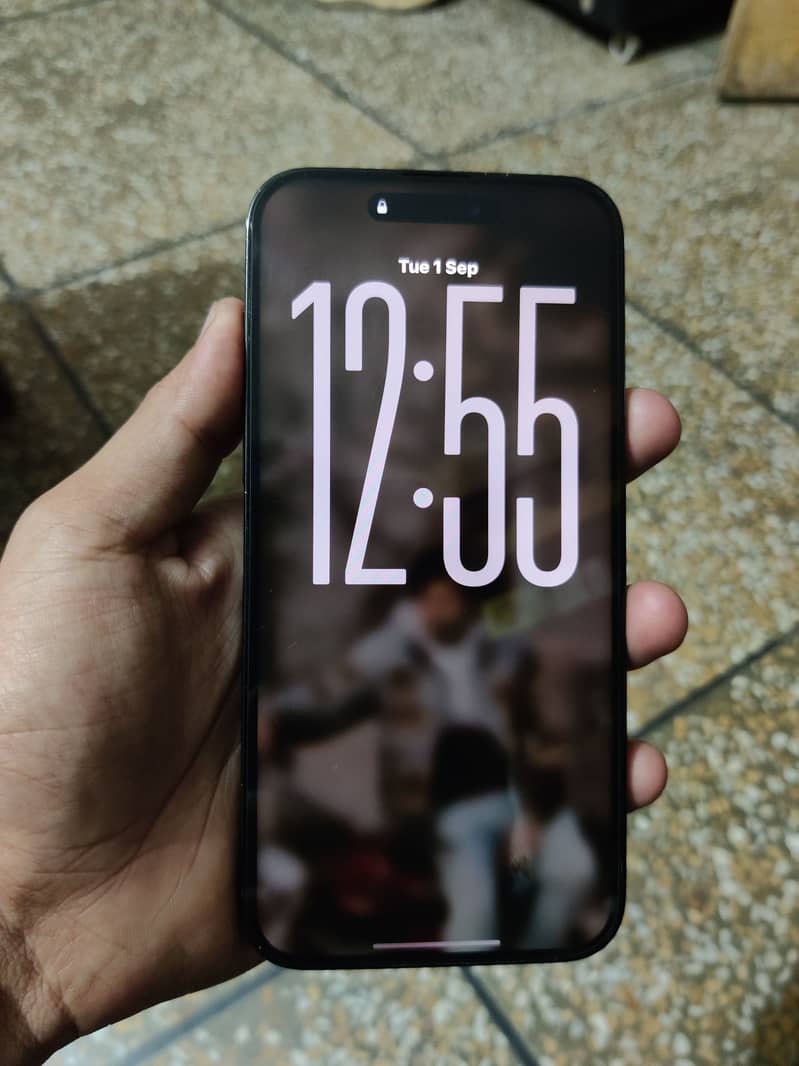 Apple iPhone 14 Pro Max 1