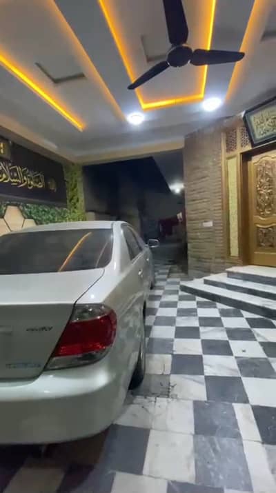 1 Kanal Ground Floor Available For Rent