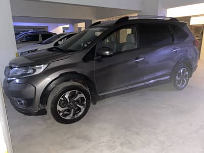 Honda brv S top of the line 17/18 b2b original