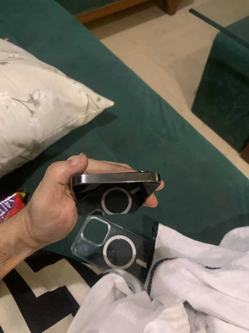 Apple iPhone 13 Pro 5