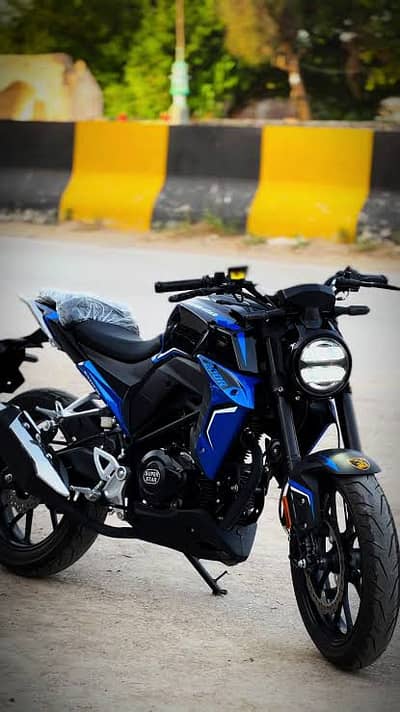 200CC heavy Bike Blue Color 2026 model