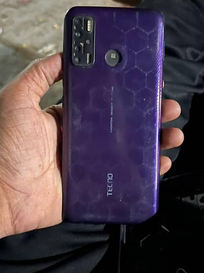Tecno CAMON 15