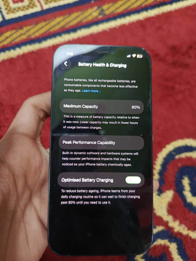Apple iPhone 12 4