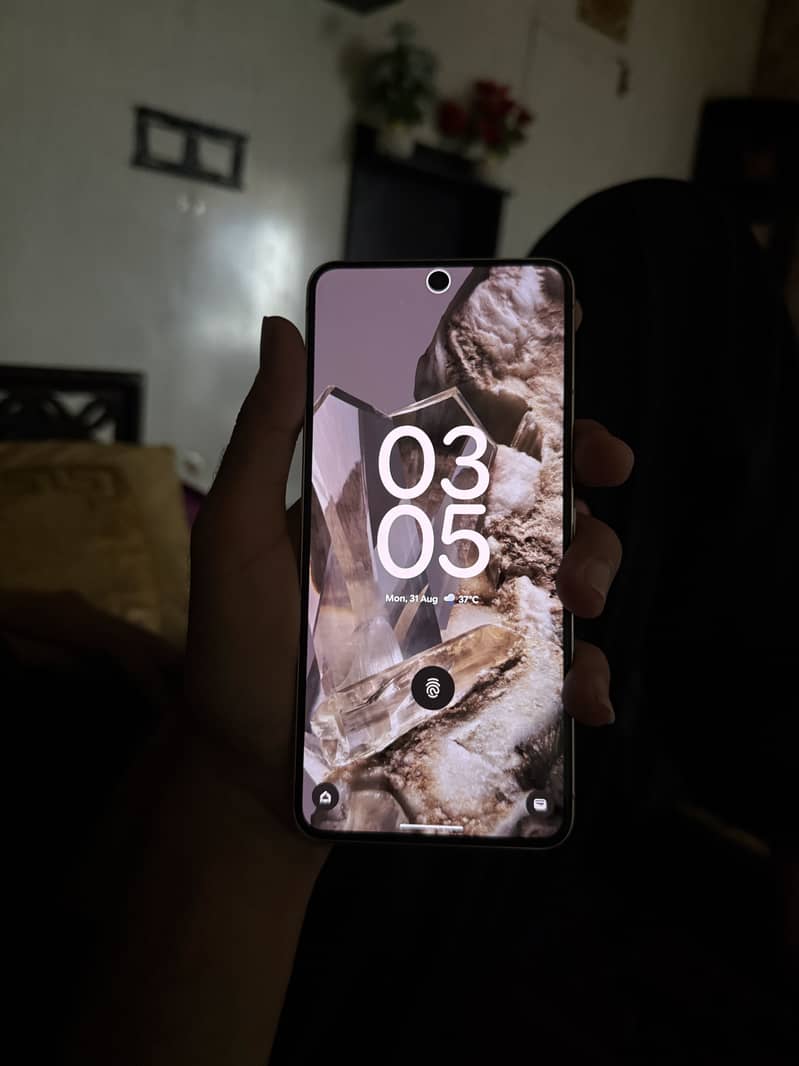 Google Pixel 8 Pro 2