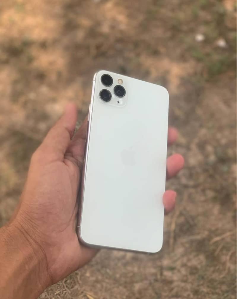 iphone 11 pro max 1