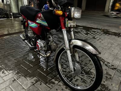 Honda70 cc 2017 model 03099955386
