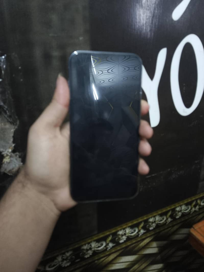 iphone 13 pro max 4