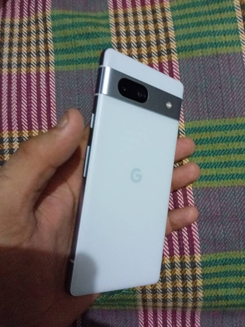 Google Pixel 7a 2
