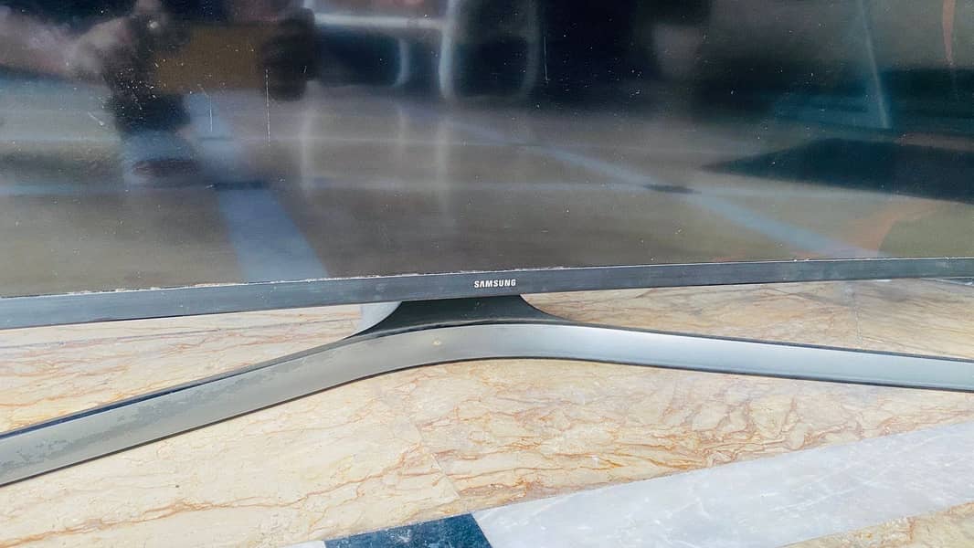 TV and table 4