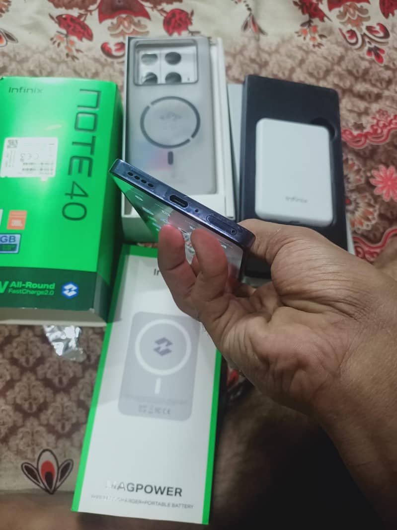Infinix Note 40 2