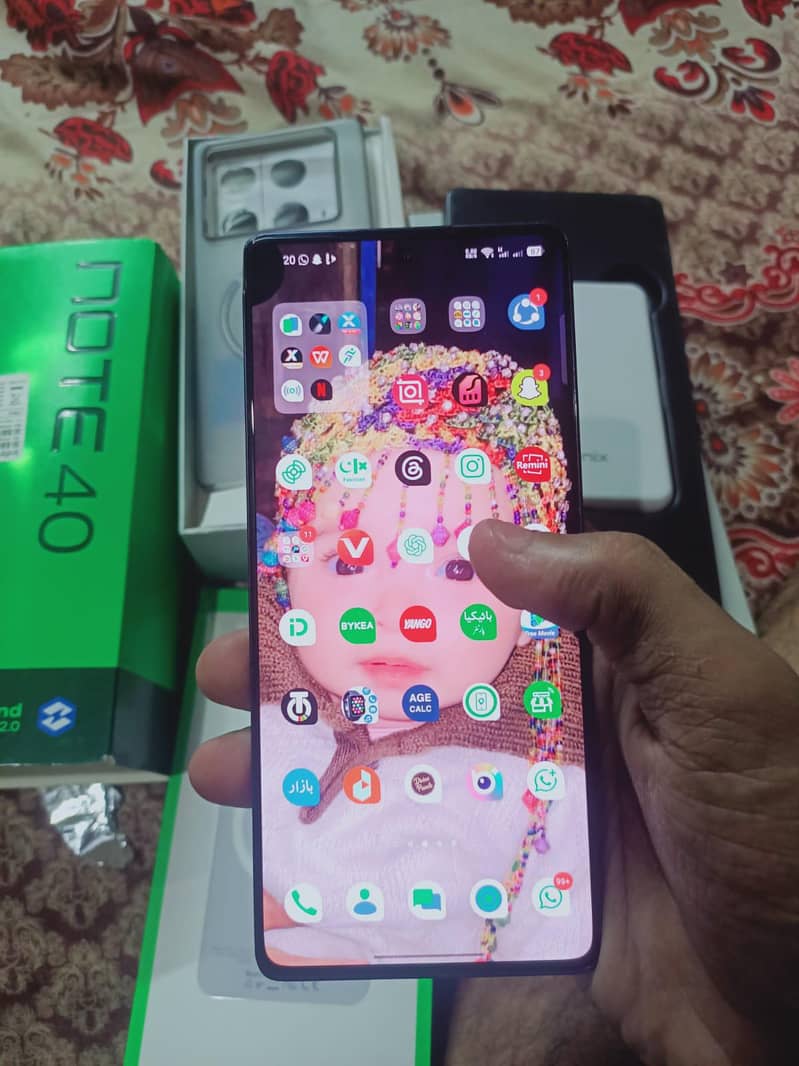 Infinix Note 40 11