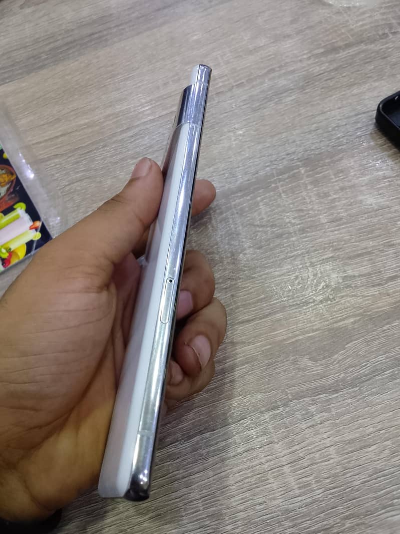 Google Pixel 7 Pro 2