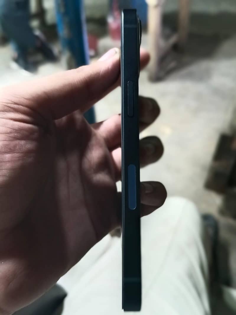 iphone 13 4