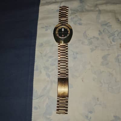 Rado DiaStar Vintage Swiss Watch – Black & Gold Dial, Day-Date,Sapphir