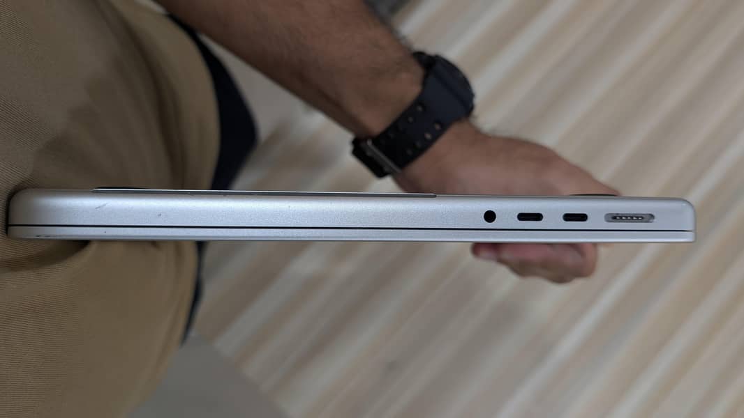 MacBook M2 Pro Chip 4