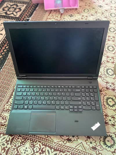 urgent sale Lenovo laptop 8/119
